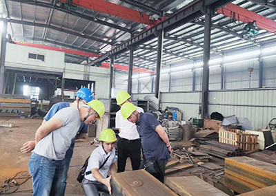Shanghai Longjing Environmental protection Joe, the gold Department visit our factory product quality.