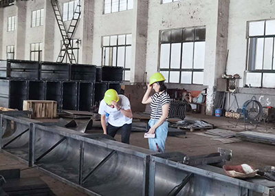 重庆三峰卡万塔环境李工一行， 清华同方环境专家组来我工厂考察。